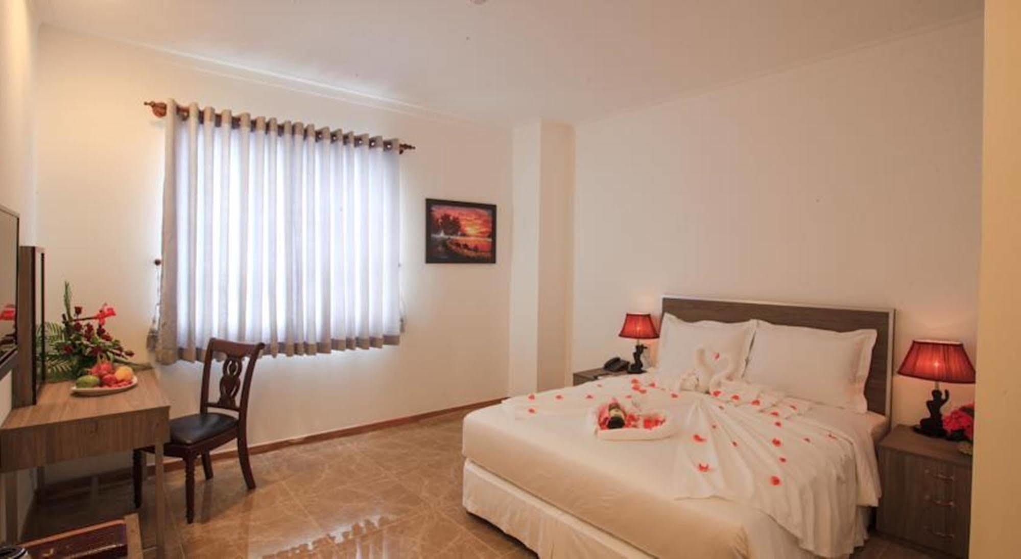 Den Long Do Hotel Нячанг Екстер'єр фото