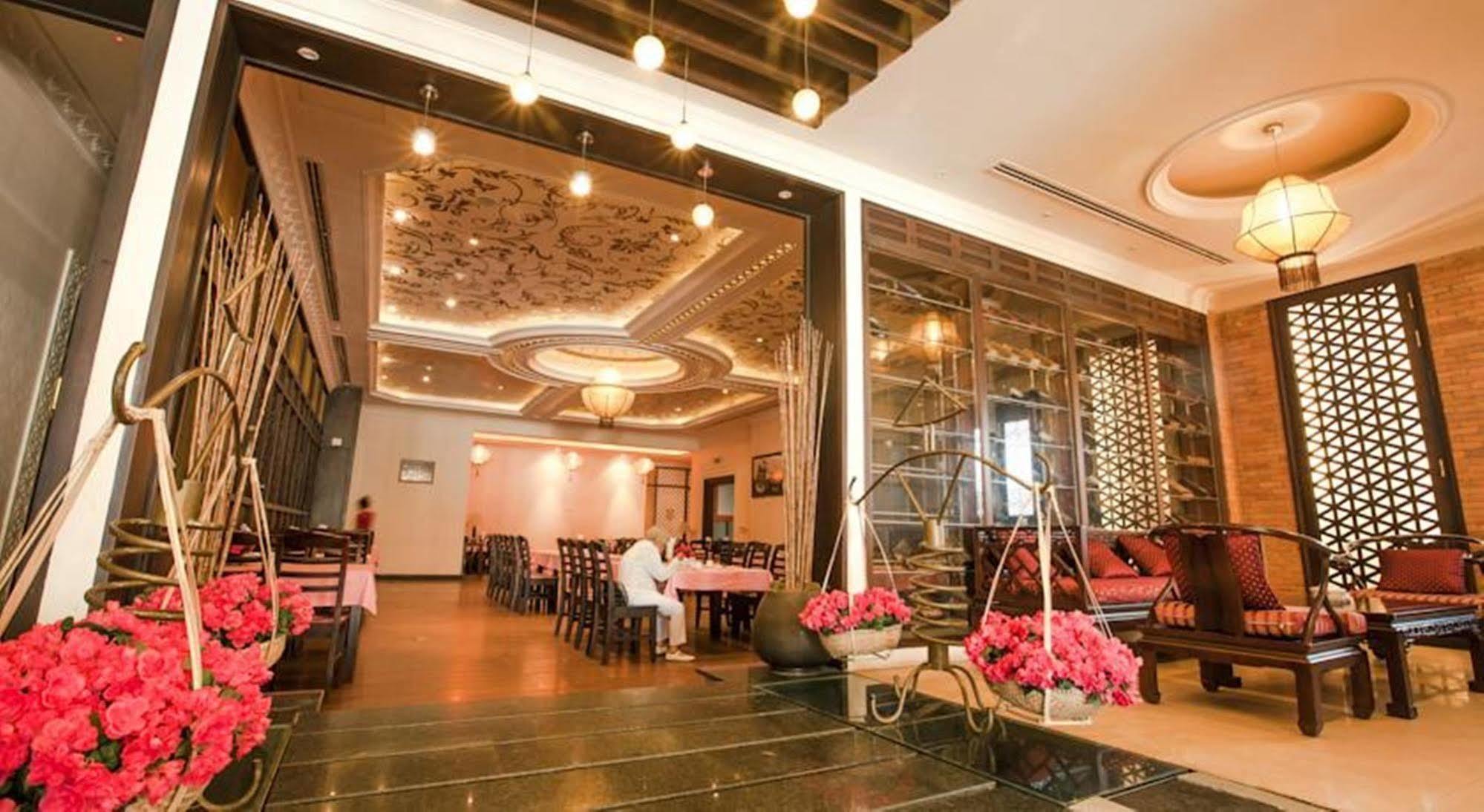 Den Long Do Hotel Нячанг Екстер'єр фото